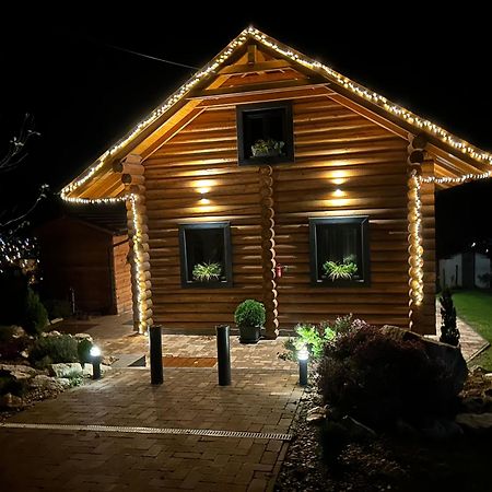 Apartamento Roenk Relax Miskolc Exterior foto