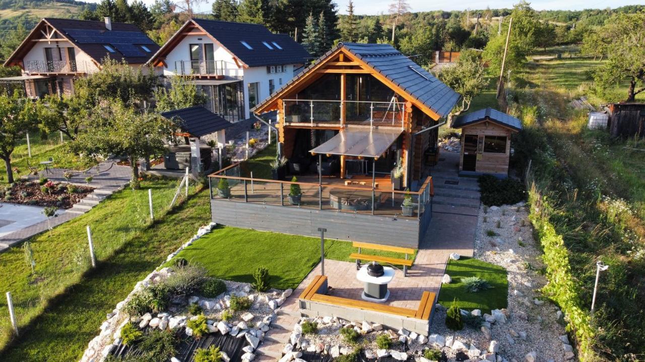 Apartamento Roenk Relax Miskolc Exterior foto