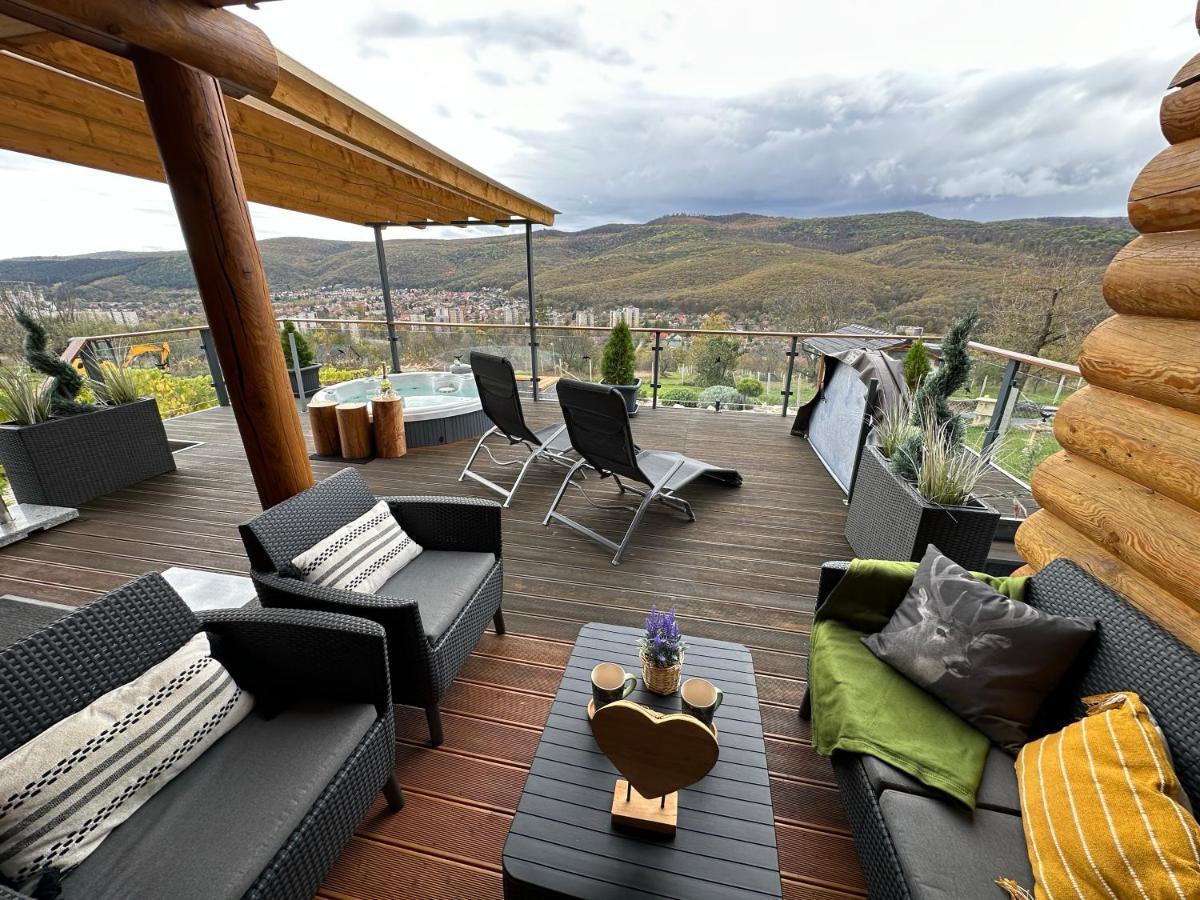 Apartamento Roenk Relax Miskolc Exterior foto