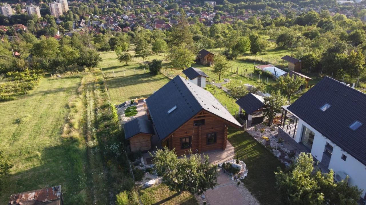 Apartamento Roenk Relax Miskolc Exterior foto