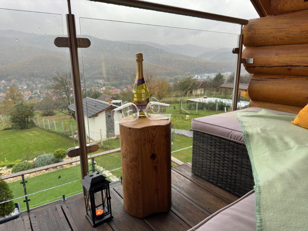 Apartamento Roenk Relax Miskolc Exterior foto